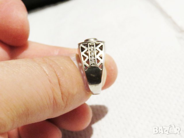 Стар красив мъжки сребърен пръстен с Централно разположен циркон инкрустирани циркони сребро, снимка 2 - Пръстени - 32351360