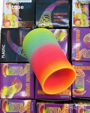 Магическа дъгова пружина за безкрайна игра