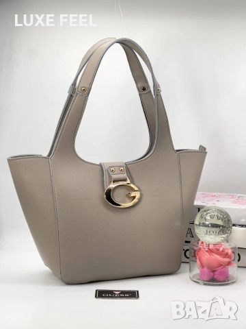 Guess⚜️Дамски Чанти , снимка 12 - Чанти - 53216137