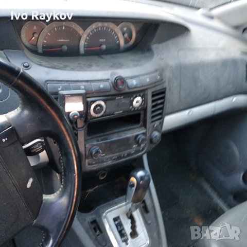 Ssang yong Rodius, 2.7 дизел, 4x4 ,цял , снимка 7 - Автомобили и джипове - 43270069