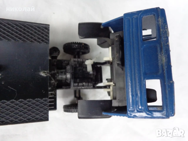 Ретро детски камиончета метални и пластмасови оригинални СССР мащаб 1/43, снимка 15 - Колекции - 50929333