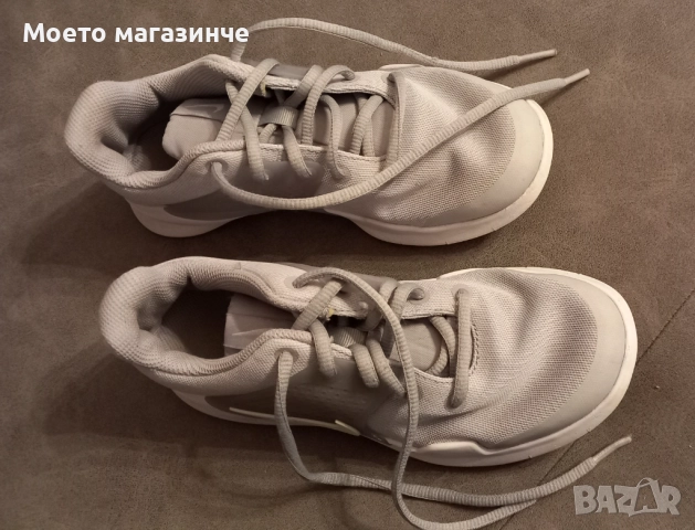 Маратонки Nike Arrows – светлосиви, № 35.5, снимка 2 - Детски маратонки - 51832447