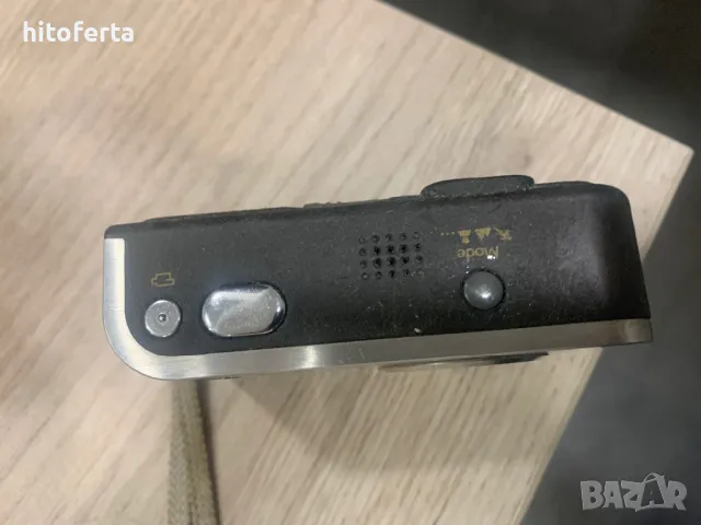 Продава се фотоапарат HP R707с зарядно , снимка 2 - Фотоапарати - 49353186