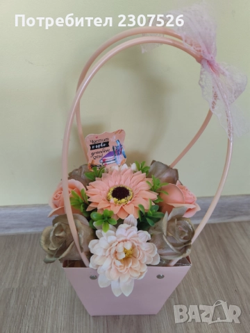 Кошнички с цветя, снимка 6 - Изкуствени цветя - 51584224
