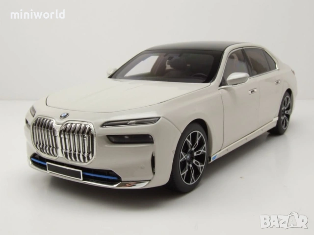 BMW i7 2022 - мащаб 1:18 на Minichamps моделът е нов в кутия, снимка 11 - Колекции - 53561496