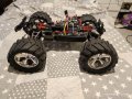 Продавам TRAXXAS E-REVO 1:10 безчетков мотор и спиид контролер, снимка 1 - Коли, камиони, мотори, писти - 38728640