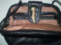 Ретро кожена чанта закопчалка кост и единична  дръжка черен  цвят   естествена кожа, снимка 4