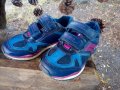 Обувки, маратонки, кецове Кларкс и Геокс 27номер, снимка 1 - Детски обувки - 33115831
