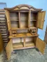Шкаф - витрина от дъбов масив, снимка 8
