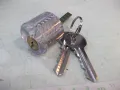 Ключалка прозрачна с два ключа нова, снимка 8