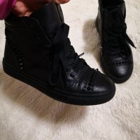 Черни обувки кецове естествена кожа, снимка 2 - Дамски ежедневни обувки - 35401400