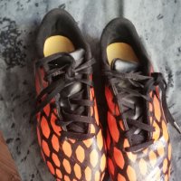 Adidas Детски футболни обувки, бутонки- 37 номер, снимка 2 - Футбол - 32758096