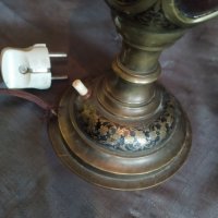 стара настолна лампа, снимка 2 - Настолни лампи - 33341680