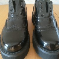Лачени обувки N37, снимка 1 - Дамски ежедневни обувки - 27371989