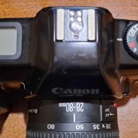 Фотоапарат Canon EOS 1000, снимка 3 - Фотоапарати - 43989824