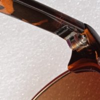 Очила слънчеви (без дясна дъга), снимка 7 - Слънчеви и диоптрични очила - 44044864