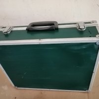 Куфар за техника или инструменти , снимка 1 - Куфари с инструменти - 39238634