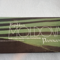 Албум с изгледи от Молдова, снимка 1 - Енциклопедии, справочници - 36388672