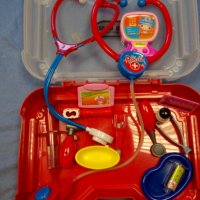 Играчки в кутия за чичо доктор - медицински принадлежности , снимка 4 - Други - 32375378