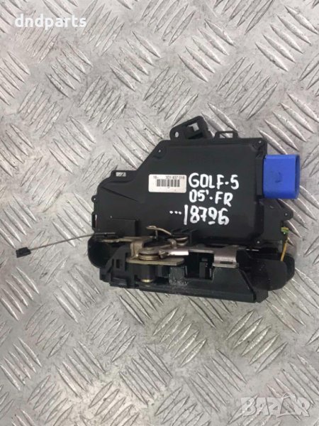 Предна дясна брава VW Golf,2005г., снимка 1