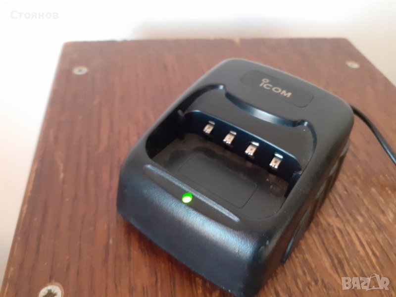 Зарядно за радиостанция ICOM baterry sharger, снимка 1