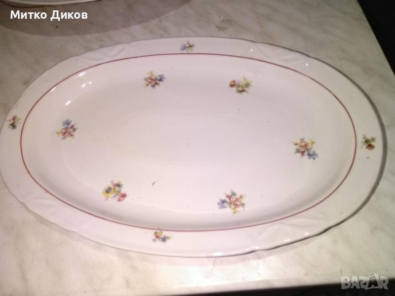 Порцеланово плато поднос от соца на СИП Стойко Иванов Пеев Белослав 390х260мм, снимка 1