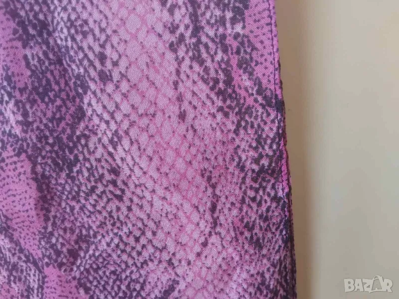 НОВ Италиански дамски тънък шал в розов змийски принт  - Italy, снимка 1