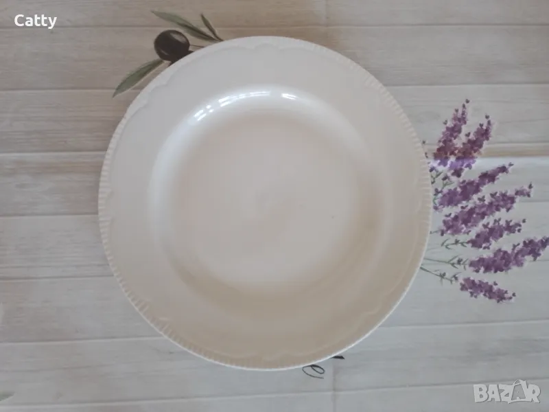 Порцеланови чинии , снимка 1