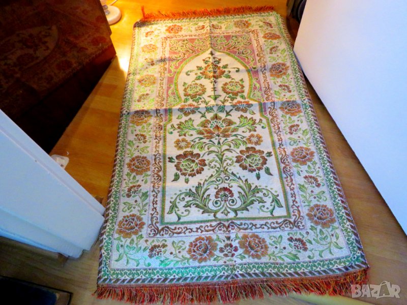 турско молитвено килимче, килимче за молитва за Намаз - флорални мотиви със яркозелен блясък, снимка 1