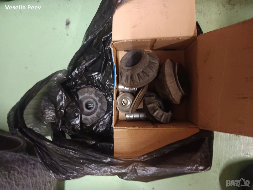 Тампони за задни амортисьори голф 2 1,6 EZ, снимка 1