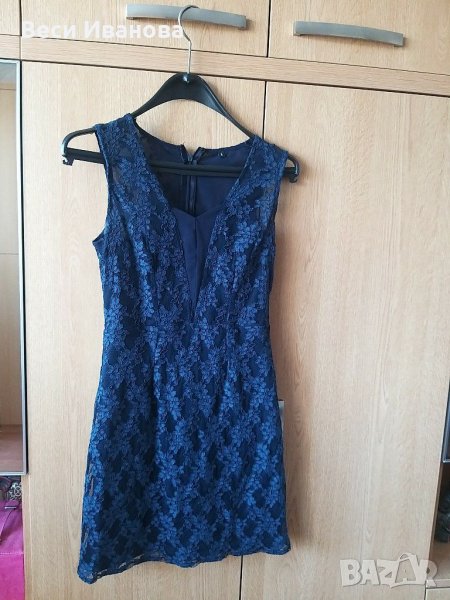 Продавам дантелена рокля, снимка 1