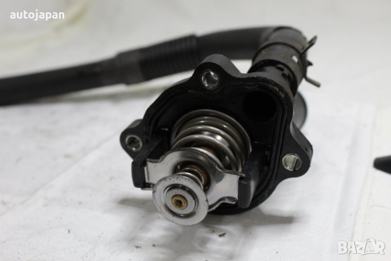 Термостат и тяло термостат Мазда 5 2.0 146кс 05г Mazda 5 2.0 146hp 2005, снимка 1