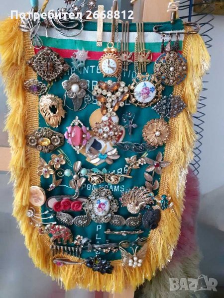 Брошки, снимка 1