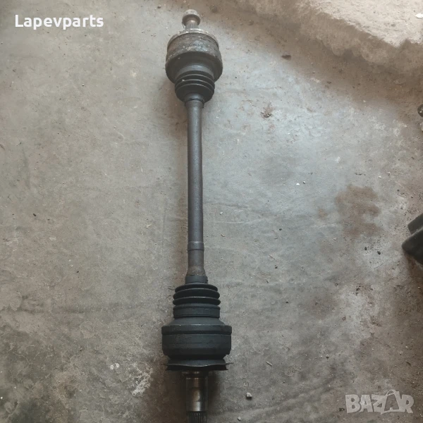 задна полуоска Mercedes C class w203 Mercedes ц класа , снимка 1