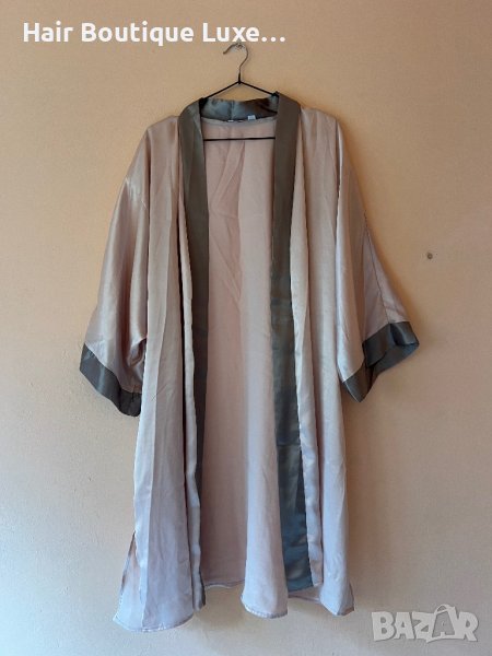 Сатенен домашен халат L размер 😇  Може да се ползва и като връхна дреха 😇, снимка 1