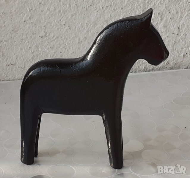 Коне: кон дървен от икеа, черен статуетка статуя фигура, сгъваема стойка за вино, статуетка дървен , снимка 1