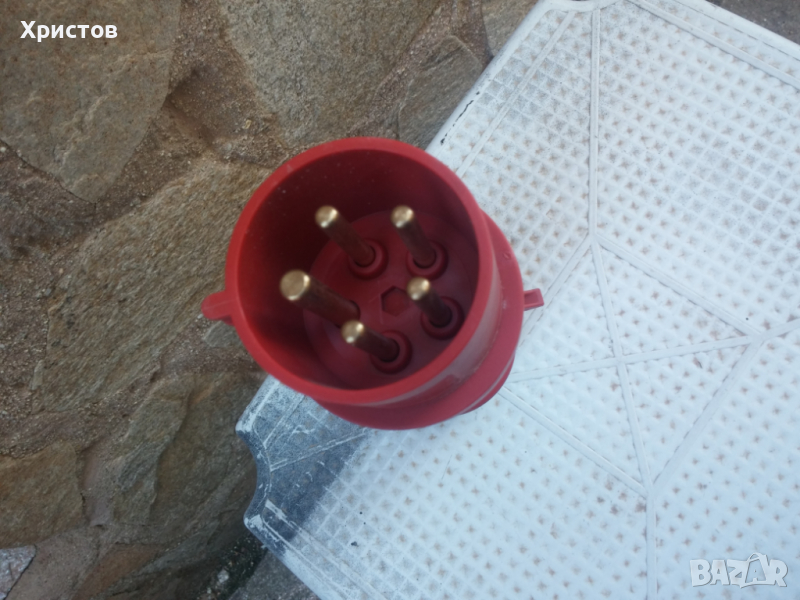 3 Фазен конектор MENNEKES 32A, снимка 1