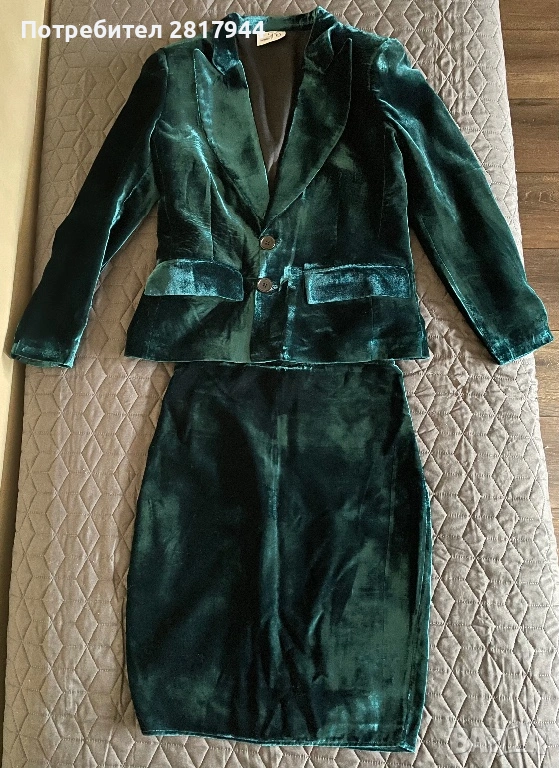 Сако и пола от кадифе, снимка 1