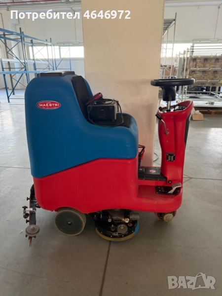 Професионална машина за почистване на под, снимка 1