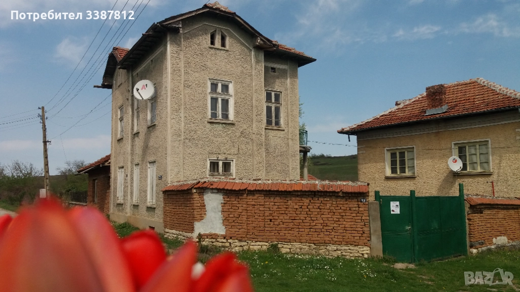 Масивна къща в С.Катунец, снимка 1