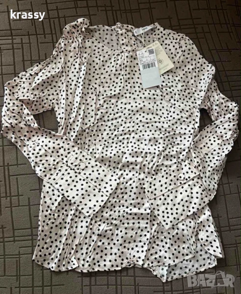 НОВА дамска сатенена блуза на точки (размер XS), снимка 1
