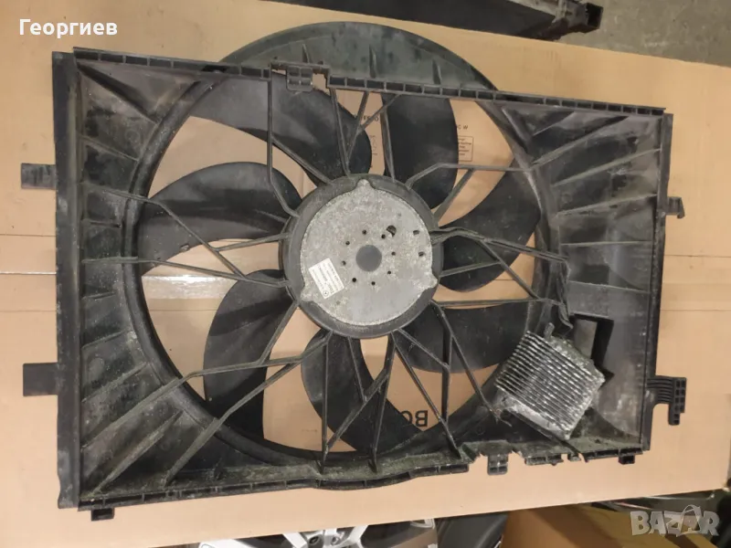 Охладителна перка радиатор за Мерцедес Ц класа W203 2.2 cdi, снимка 1