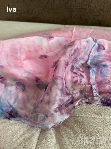 3 различни десена шал от коприна, снимка 6 - Шалове - 38425468