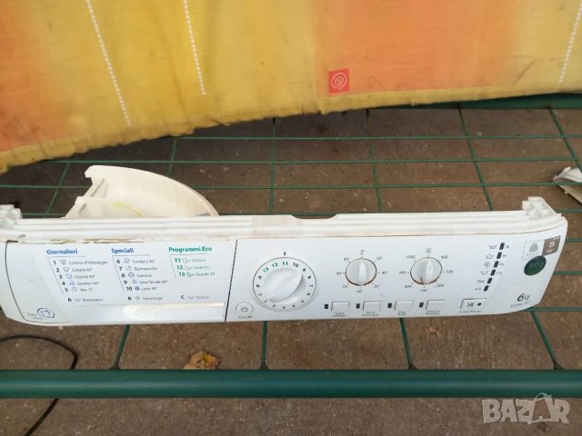 Продавам преден панел с платка за пералня Hotpoint-Ariston ECO6L 105 , снимка 1 - Перални - 47728243