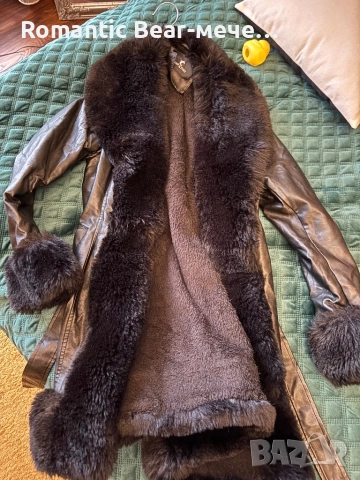 Палто еко кожа черно