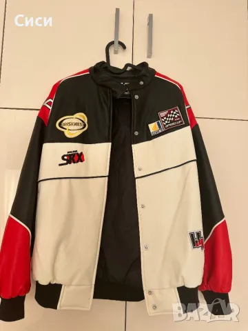 Яке bershka xs, снимка 2 - Якета - 50051816