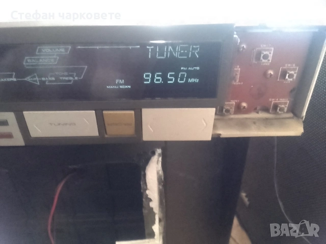 Усилвател Hitachi за ремонт няма звук , снимка 3 - Ресийвъри, усилватели, смесителни пултове - 53160499