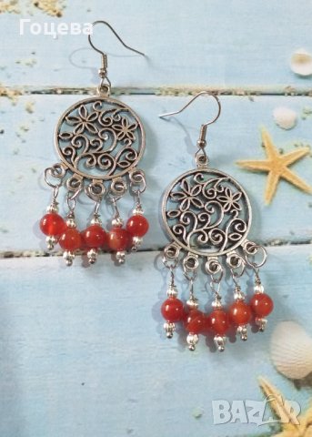 Красиви Бохо обици с камъни Корнеол и орнаментирана основа в цвят Сребро 