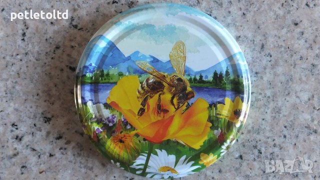 Капачки за стъклени буркани с пчелен мед 720 МЛ ф 82 мм Пчеличката Мая с две кофички мед, снимка 17 - Други стоки за животни - 25520359