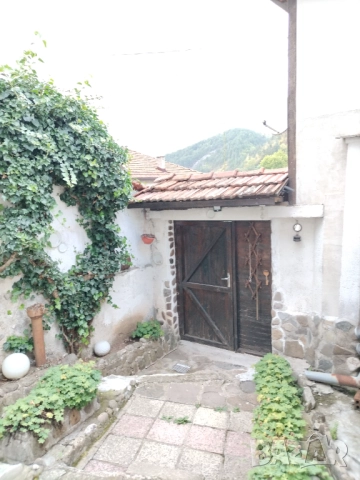 Продавам къща в гр. Смолян, кв. Долно Райково, снимка 7 - Къщи - 52179850